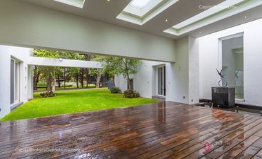 Casa de Lujo en Renta en Santa Anita Club de Golf zona Sur