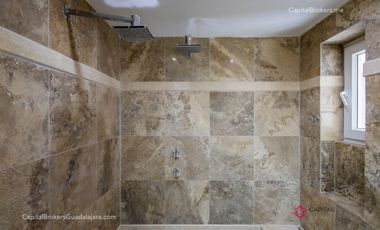 Casa de Lujo en Renta en Santa Anita Club de Golf zona Sur