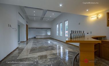 Casa de Lujo en Renta en Santa Anita Club de Golf zona Sur