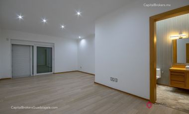 Casa de Lujo en Renta en Santa Anita Club de Golf zona Sur