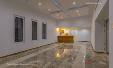 Casa de Lujo en Renta en Santa Anita Club de Golf zona Sur