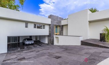 Casa de Lujo en Renta en Santa Anita Club de Golf zona Sur