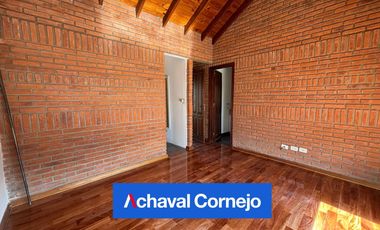 Benavidez | San Isidro Labrador - Casa en venta con 4 dormitorios y altillo