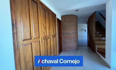 Benavidez | San Isidro Labrador - Casa en venta con 4 dormitorios y altillo