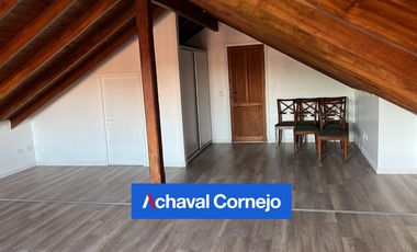 Benavidez | San Isidro Labrador - Casa en venta con 4 dormitorios y altillo