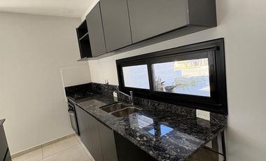 Duplex en  Alquiler en San Ignacio Village. Planta baja 2 dormitorios de gran calidad