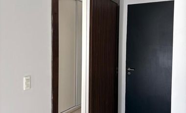 Duplex en  Alquiler en San Ignacio Village. Planta baja 2 dormitorios de gran calidad