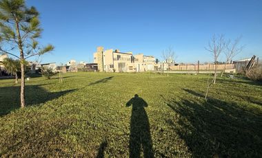 VENTA TERRENO EN FUNES NORTE