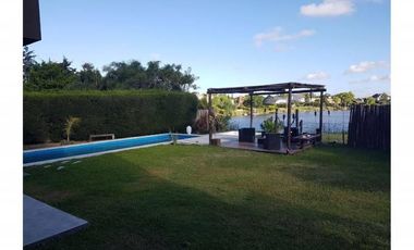 Casa en alquiler en el  barrio San Isidro Labrador, Villanueva, Tigre.
