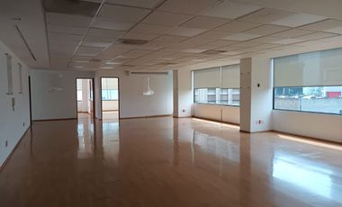 Renta Oficina 270 m2, Florencia- ACONDICIONADA