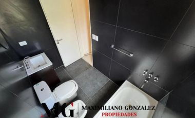 Casa en alquiler, 4 ambientes - Condominio Lazulada