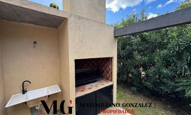 Casa en alquiler, 4 ambientes - Condominio Lazulada