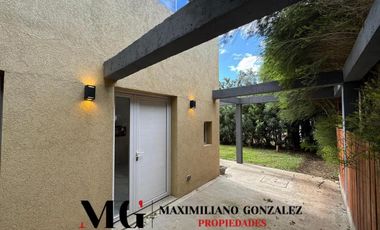 Casa en alquiler, 4 ambientes - Condominio Lazulada