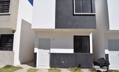 CASA 2 REC. EN VENTA EN SANTA FE, TIJUANA