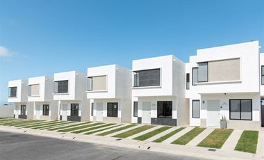 CASA 3 REC. EN VENTA EN EL CORAZON DE SANTA FE TIJUANA, LA ESCONDIDA