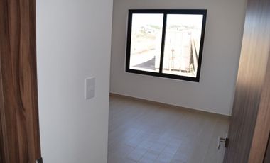 CASA EN VENTA EN REAL DEL MAR TIJUANA DE 3 REC. MAZZORBO