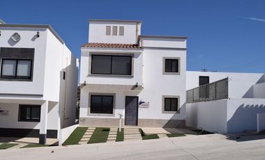 CASA EN VENTA EN REAL DEL MAR TIJUANA DE 3 REC. MAZZORBO