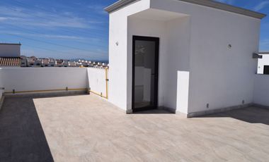 CASA EN VENTA EN REAL DEL MAR TIJUANA DE 3 REC. MAZZORBO