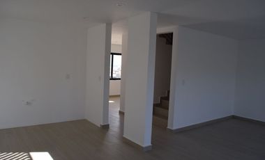 CASA EN VENTA EN REAL DEL MAR TIJUANA DE 3 REC. MAZZORBO