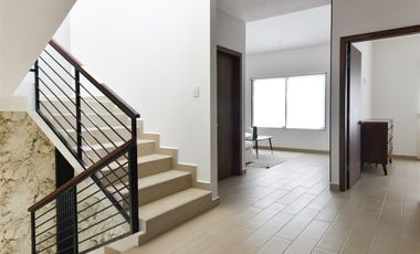 CASA EN VENTA EN REAL DEL MAR TIJUANA, DE 3 REC.