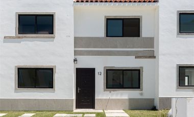 CASA EN VENTA EN LA COSTA TIJUANA, BRISAS DEL MAR