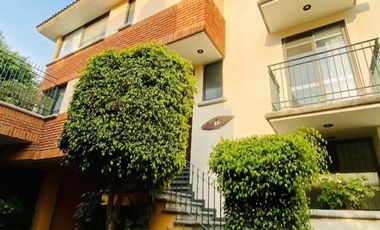 Renta casa en condominio Parques de la Herradura