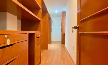 Renta casa en condominio Parques de la Herradura