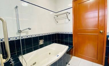 Renta casa en condominio Parques de la Herradura