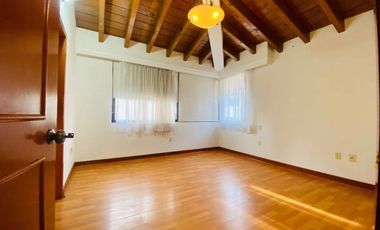 Renta casa en condominio Parques de la Herradura