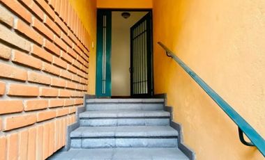Renta casa en condominio Parques de la Herradura
