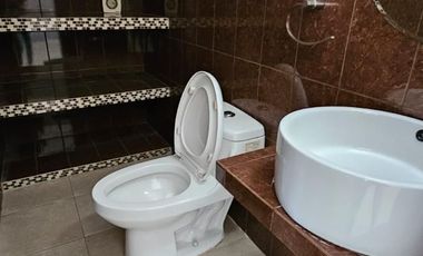 VENTA CASA EN LEANDRO VALLE