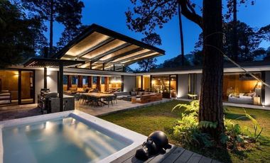 VENTA DE CASA EN AVÁNDARO, VALLE DE BRAVO