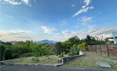 SE VENDE LOTE EN CONDOMINIO CAMPESTRE VIA PEREIRA - ARMENIA