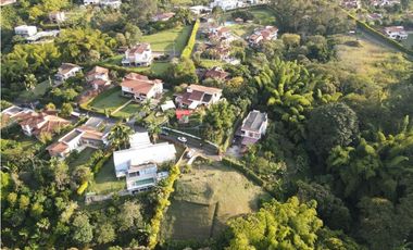 SE VENDE LOTE EN CONDOMINIO CAMPESTRE VIA PEREIRA - ARMENIA