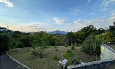 SE VENDE LOTE EN CONDOMINIO CAMPESTRE VIA PEREIRA - ARMENIA