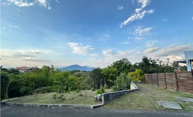 SE VENDE LOTE EN CONDOMINIO CAMPESTRE VIA PEREIRA - ARMENIA