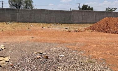 Renta Bodega Industrial al Sur en los Arellano Aguascalientes.