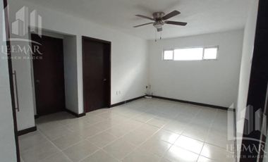 Renta de Casa Amueblada de 3 recamaras en Nautico Residencial