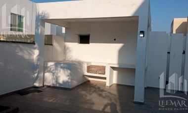 Renta de Casa Amueblada de 3 recamaras en Nautico Residencial