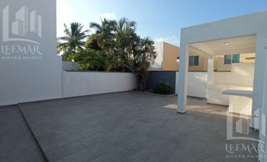Renta de Casa Amueblada de 3 recamaras en Nautico Residencial