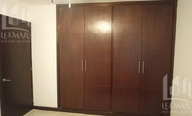 Renta de Casa Amueblada de 3 recamaras en Nautico Residencial