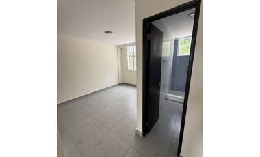 VENTA DE CASA EN BRISAS DEL GOLF RECIDENCIAL BRISAS POINT 298M2 JP