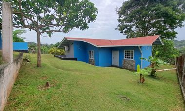 vendo casa en, la Pesa chorrera atrás del Vaivén (corredor de playa)