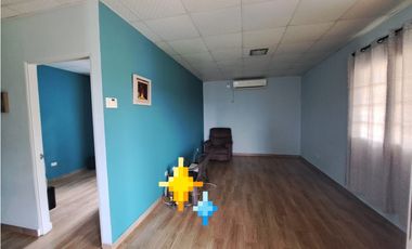 vendo casa en, la Pesa chorrera atrás del Vaivén (corredor de playa)