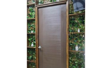 ALQUILER LOCAL 84M2 MEZANINE VIA PORRAS ROYAL BLUE PLAZA