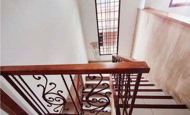 SE AQLUILA CASA EN PH EL DORAL COSTA SUR
