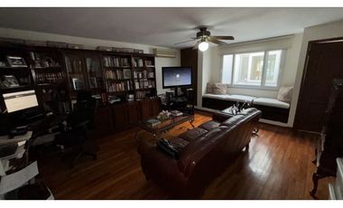 CASA DE DOS PISOS EN OBARRIO A LA VENTA | CON ZONIFICACIÓN ZM6
