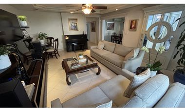 CASA DE DOS PISOS EN OBARRIO A LA VENTA | CON ZONIFICACIÓN ZM6