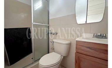 Oportunidad! Se Vende Casa en Condado del Rey