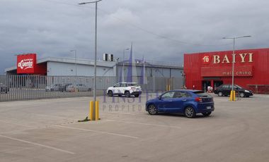 Ultimos Locales al lado de supermercado Acuenta Quintero